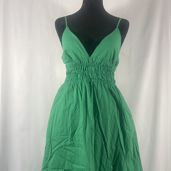 Green maxi dress, spaghetti straps adjustable, v neck, Elastic waist,Large - Picture 2 of 11